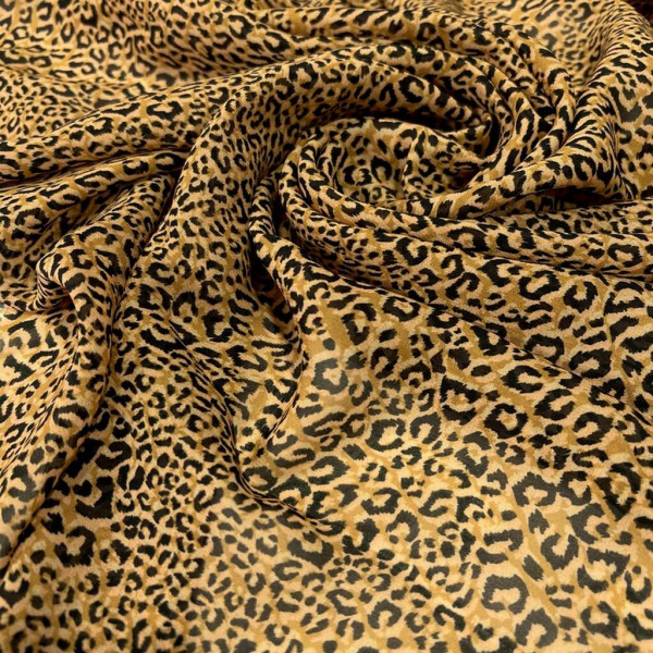 CORTE ÚNICO 0,90cm GEORGETTE DE VISCOSE MINI ANIMAL PRINT